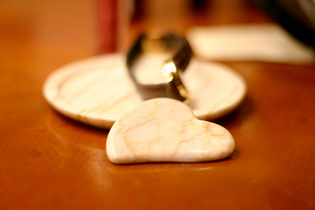 Corazon Mini Gua Sha
