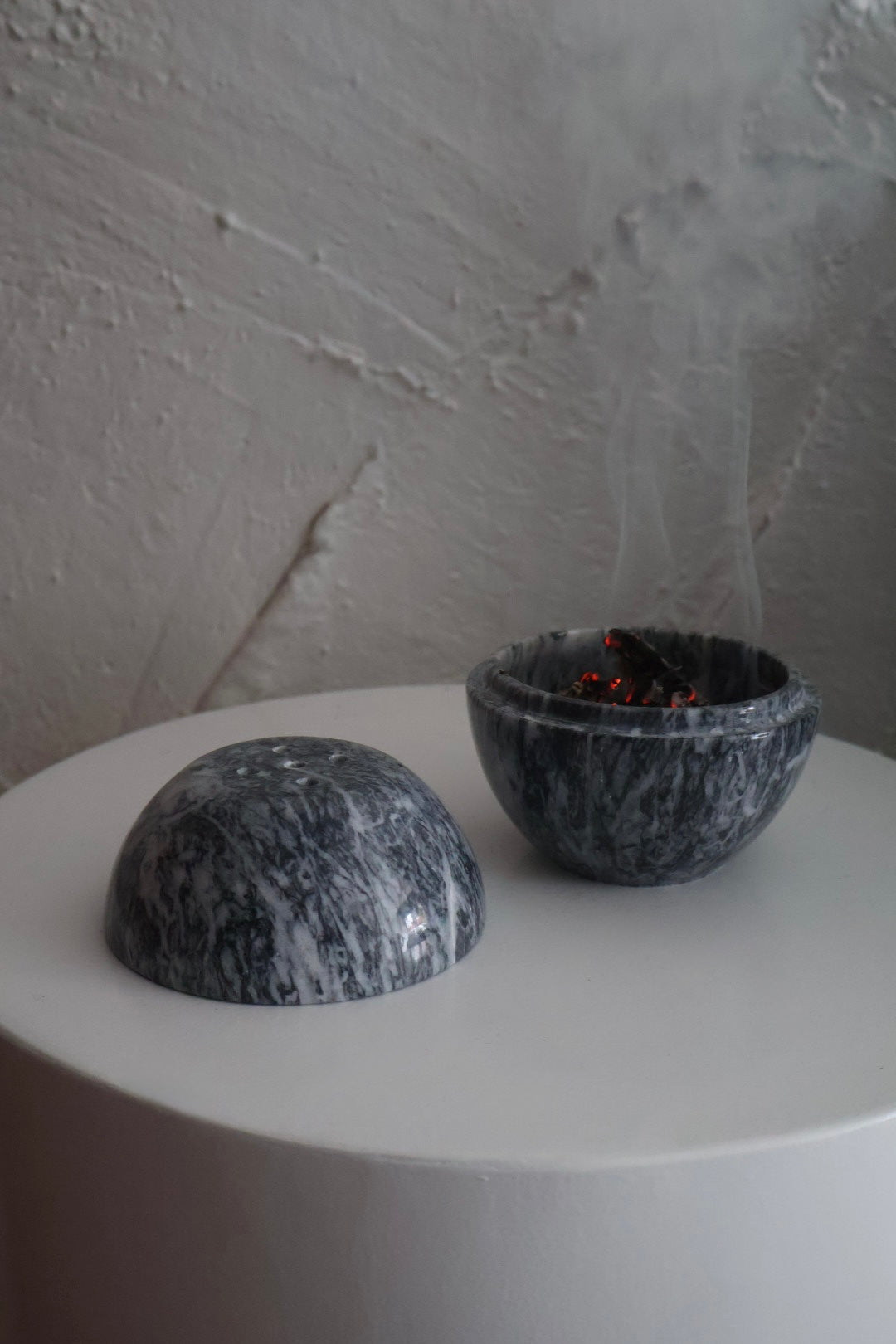 The Oracle | Marble Incense, Sage & Palo Santo Holder