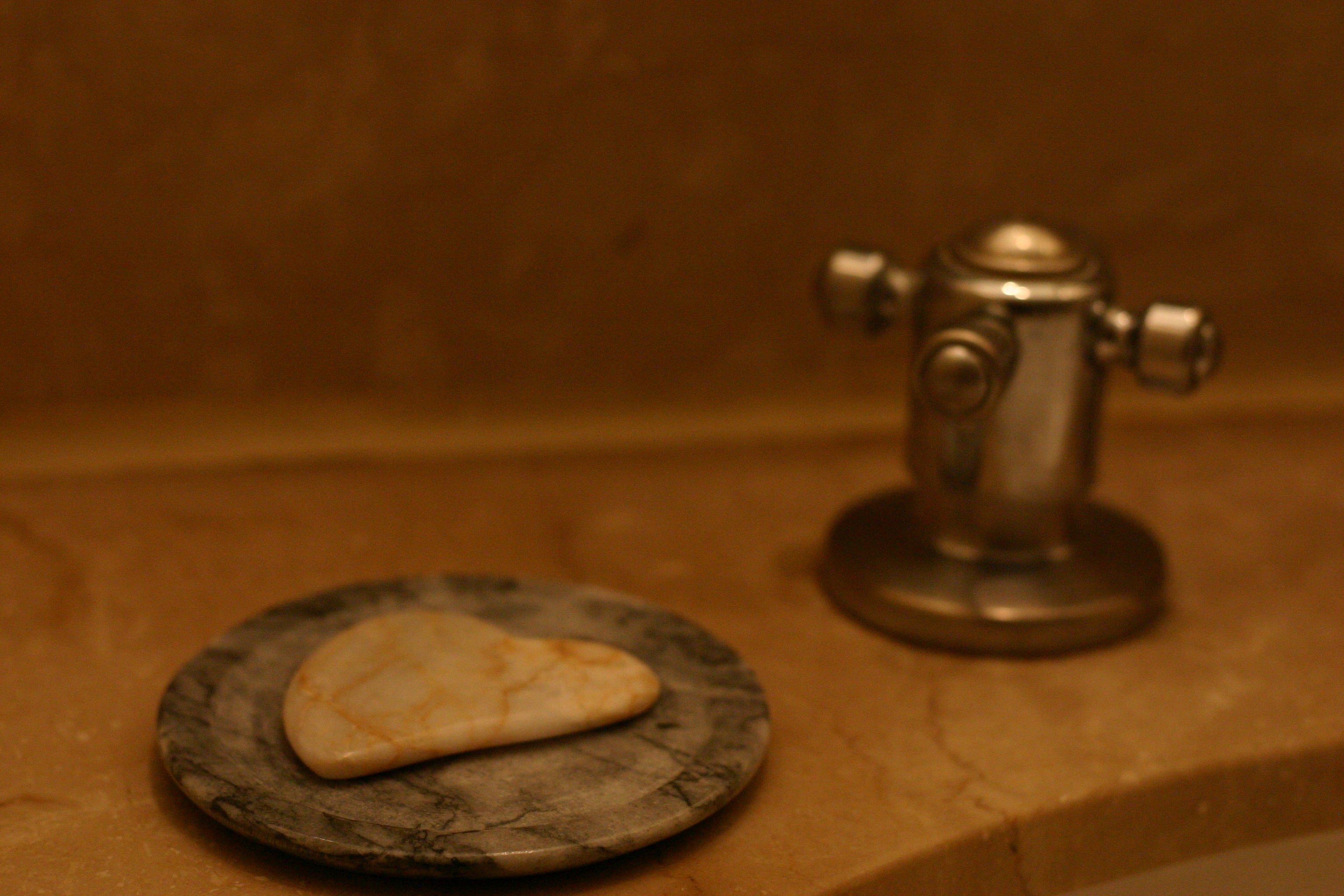 Corazon Mini Gua Sha