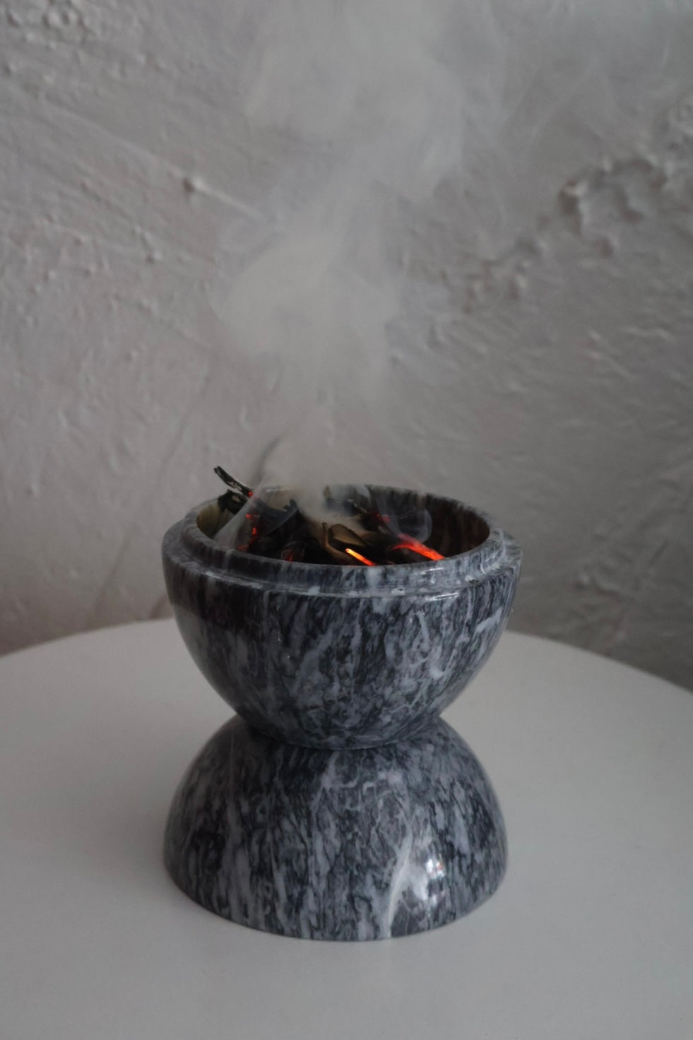 The Oracle | Marble Incense, Sage & Palo Santo Holder